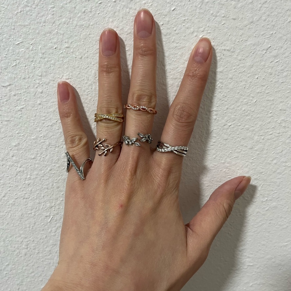 Assorted size 7/8 rings
